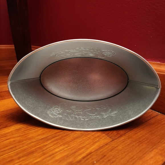 Small Metal Bucket / Bin - Picture 2 of 2